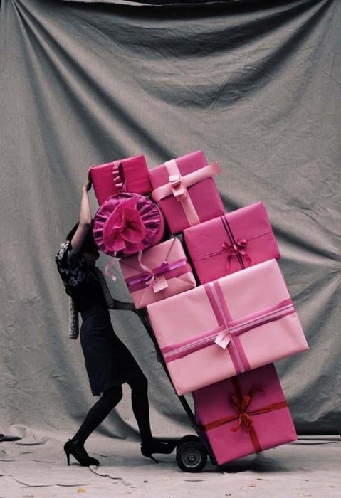 pink gift boxes