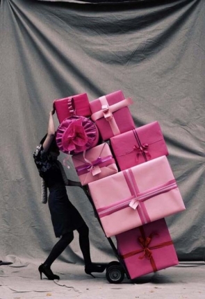 pink gift wrap, pink boxes